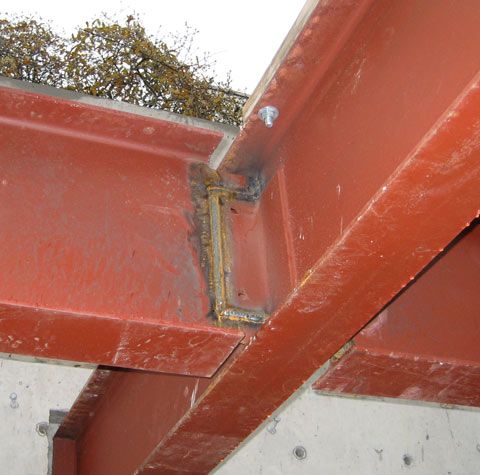 Connecting steel beams - Welded Connection
